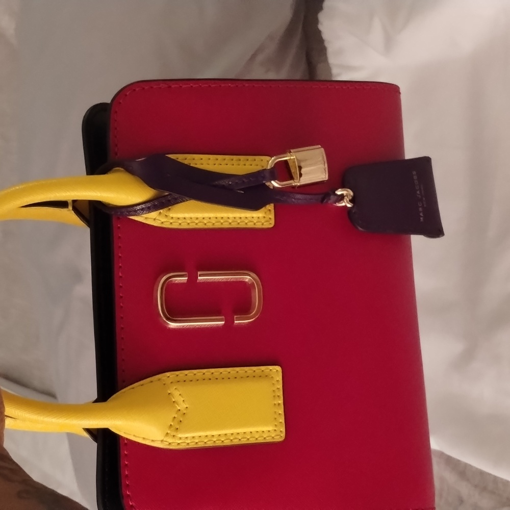 Purse - Picture 2 of 4